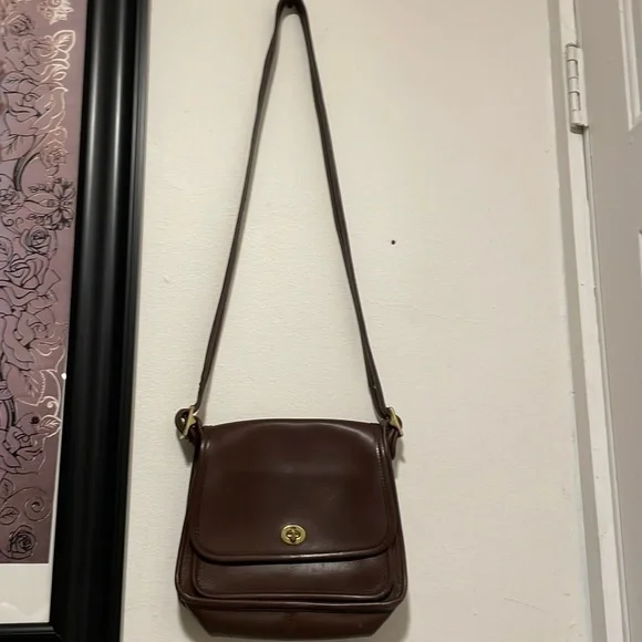 バッグ 00s old coach 9061 shoulderbag leather Vintage COACH 9061 Rambler Black Leather Turn Lock Flap